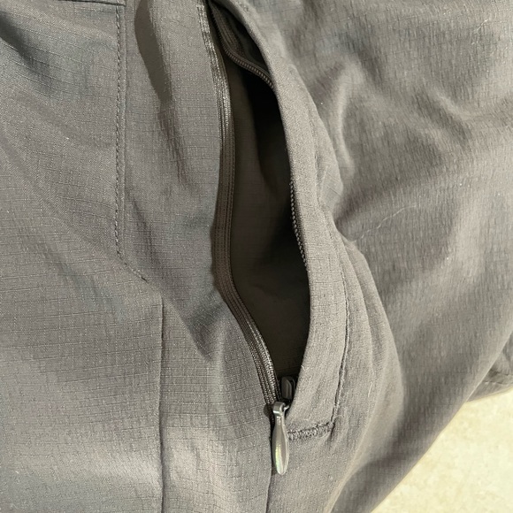 Prana Women’s Dark Gray Nylon Hiking Shorts Size 12 NEW without tags. - Picture 7 of 7